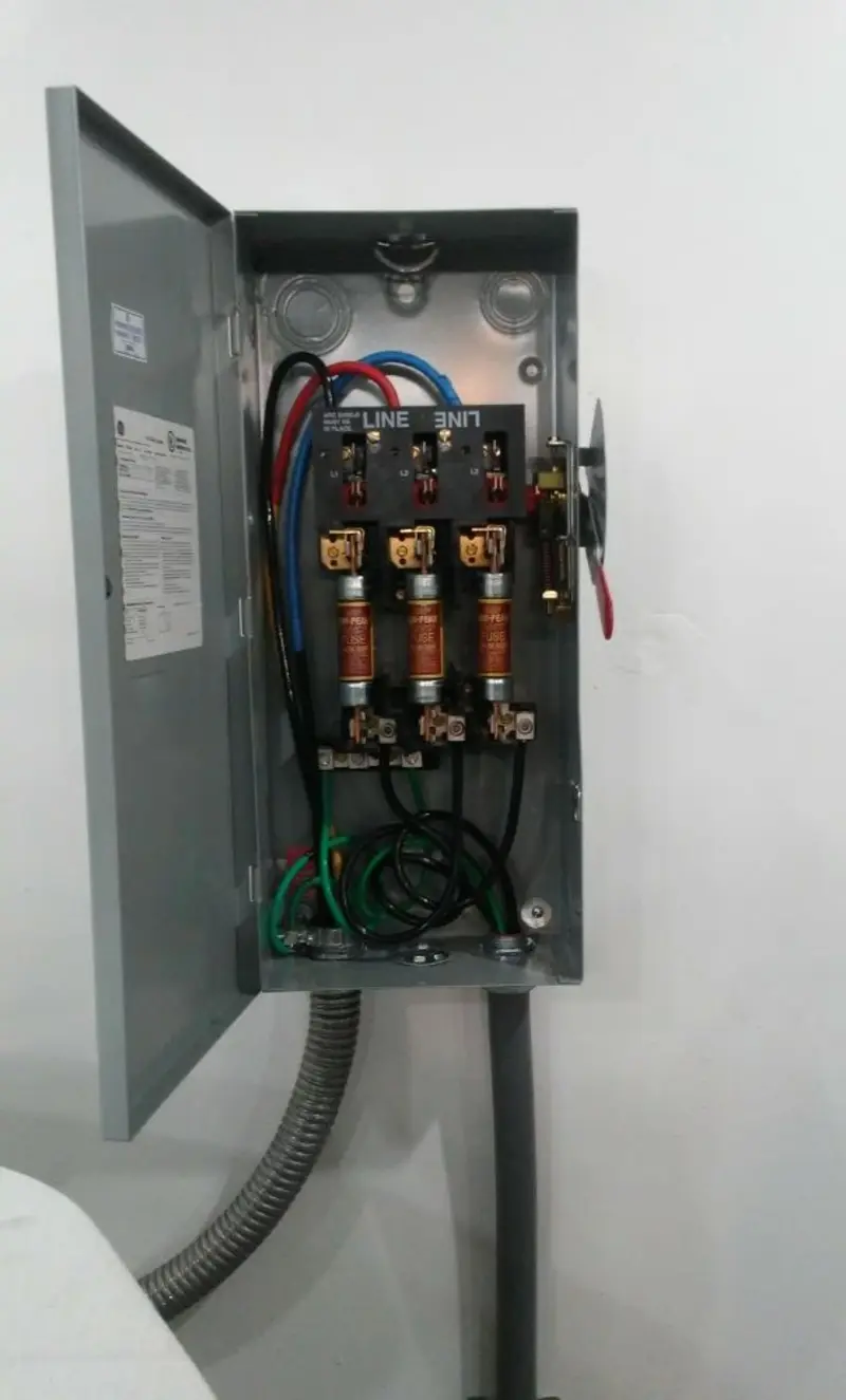 Three-phase disconnect switch installed for Smoke Detector Installation in Marlboro